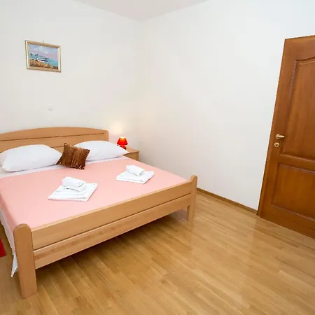 Xxl Apartment
